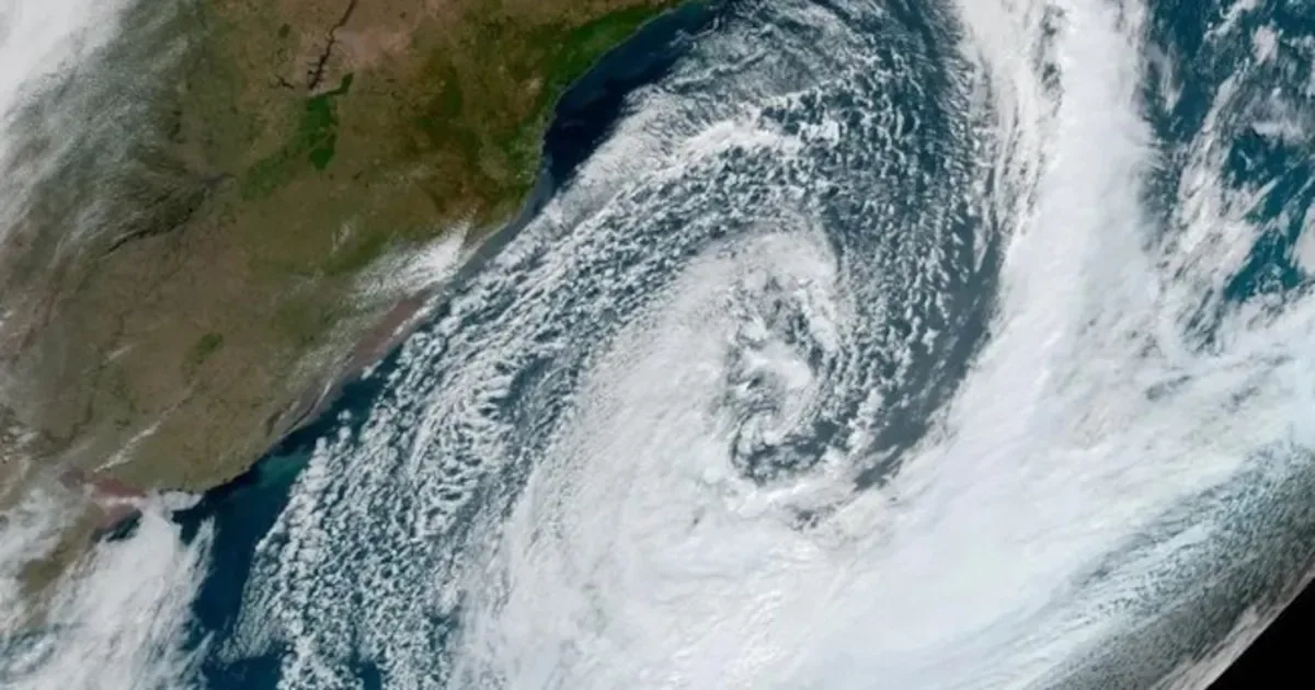 Ciclone deve elevar risco de chuva intensa no Rio Grande do Sul
