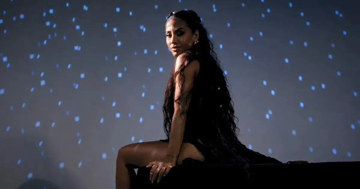 Catherine Bascoy lança “Surreal” e apresenta videoclipe produzido por Rick Bonadio