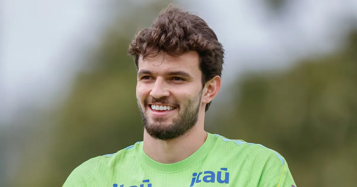Raphinha pode mudar de posição, e Otávio é testado por Ancelotti