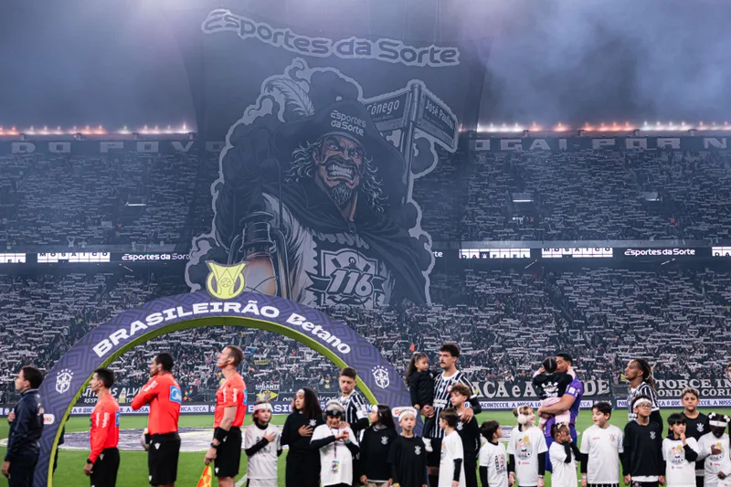 Fiel apresenta mosaico 3D pelos 116 anos do Corinthians