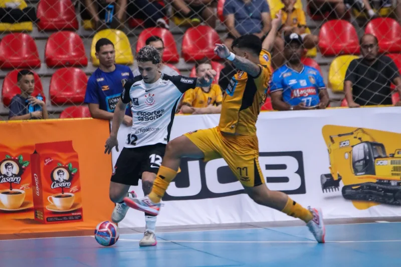 Corinthians encara Magnus por vaga na semifinal da Liga Nacional de Futsal