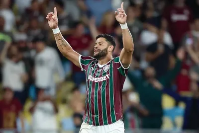 Hulk destaca pressão na Argentina antes de decisão do Fluminense na Libertadores
