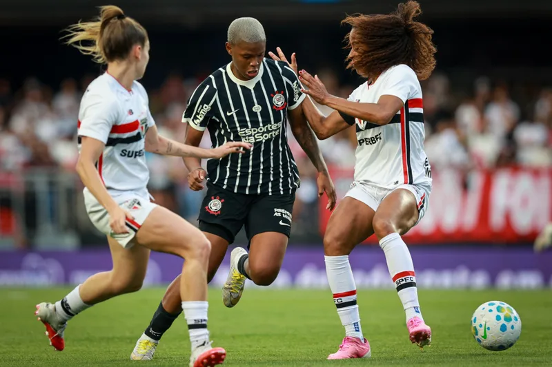 Empate mantém Corinthians invicto em decisões no Morumbis, mas reduz aproveitamento