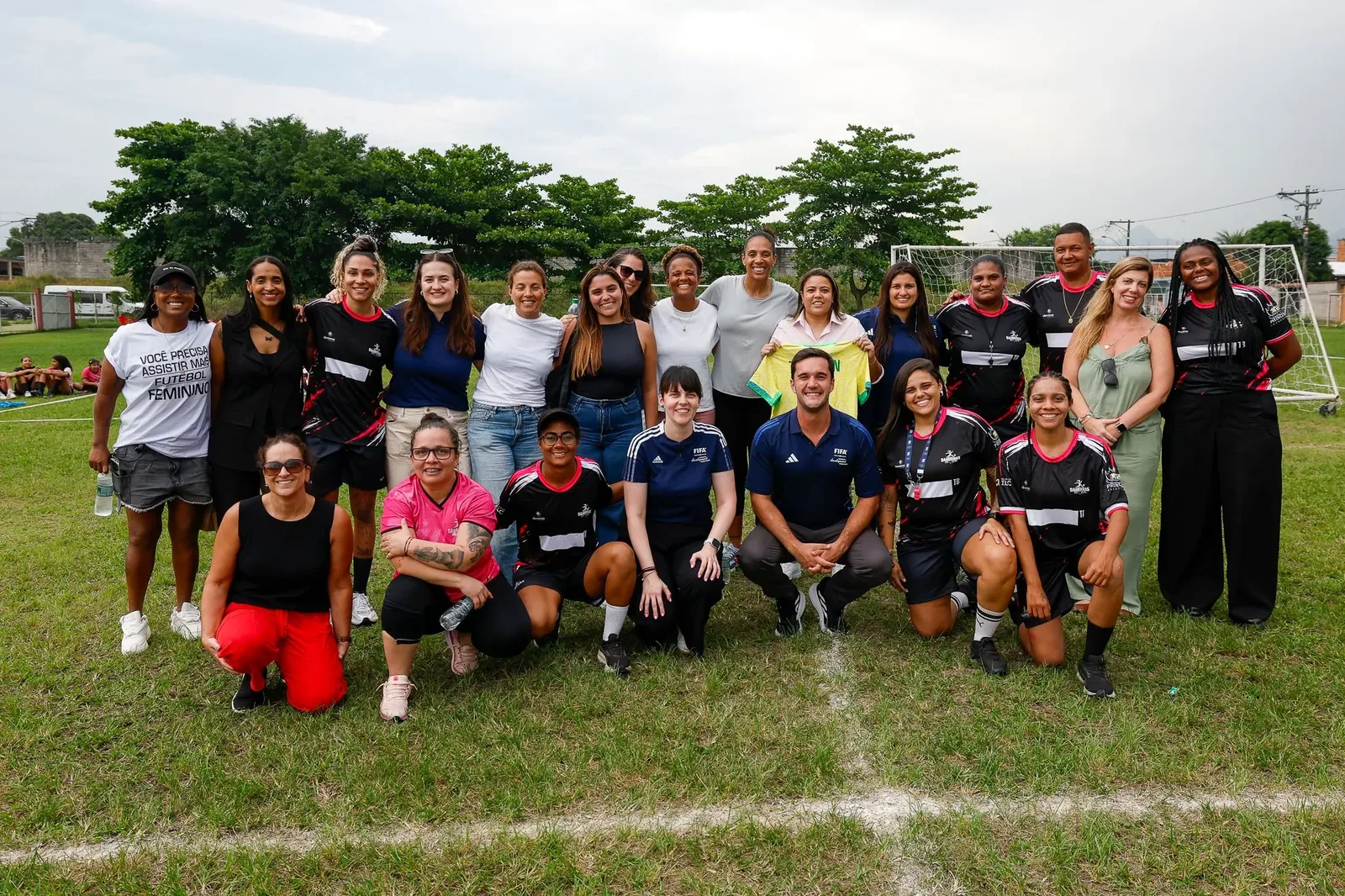 Agenda nacional do futebol feminino inclui treino e projeto ligado ao Fluminense