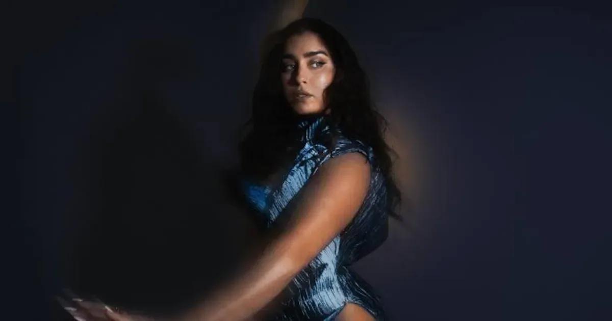 Lauren Jauregui abre série de shows no Brasil com duas sessões em São Paulo