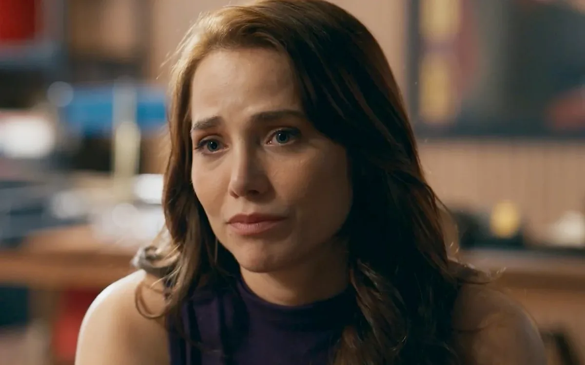 Adriana admite armação contra Dora e surpreende Pedro em Quem Ama Cuida
