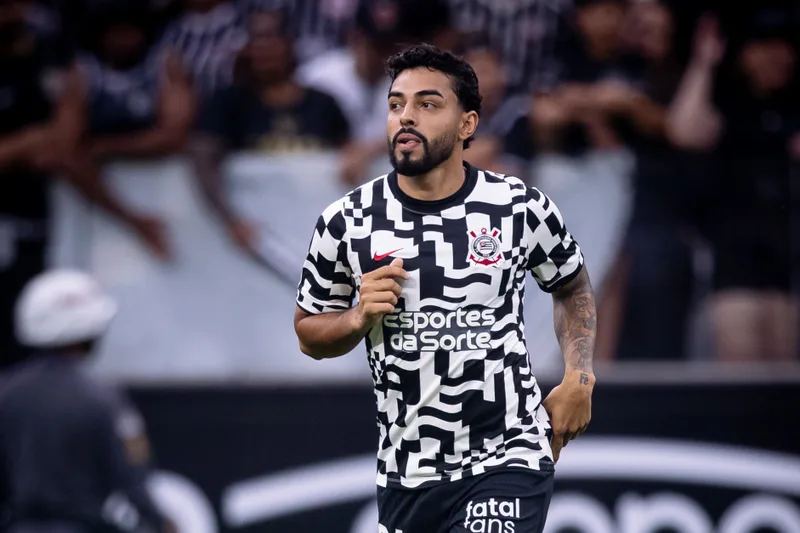 Matheus Bidu faz trabalhos individuais e Corinthians adia possível cirurgia