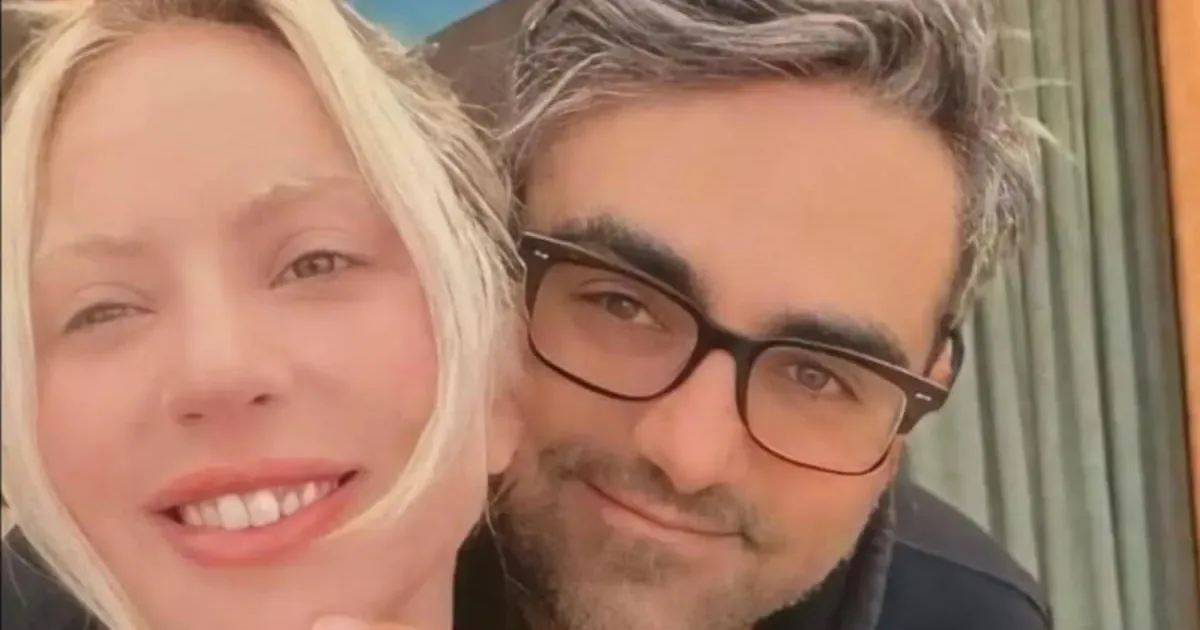 Lady Gaga se torna mãe e é fotografada com o bebê ao lado do noivo