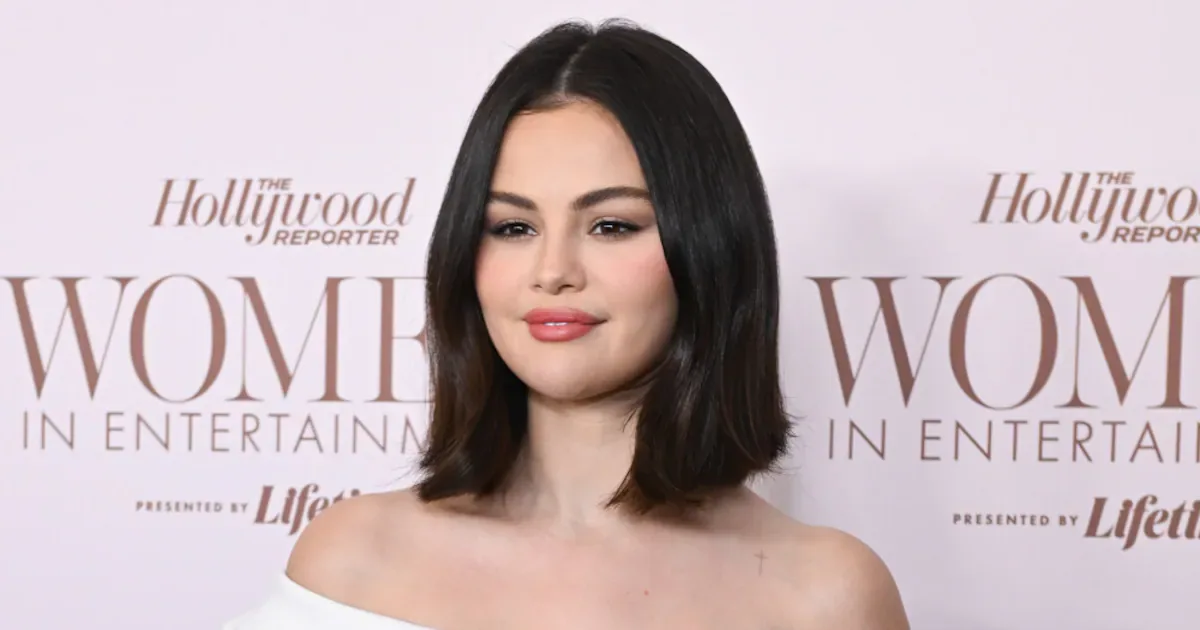 Selena Gomez diz que encara o envelhecimento com naturalidade