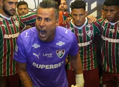 Trio acima dos 40 mantém papel central no Fluminense