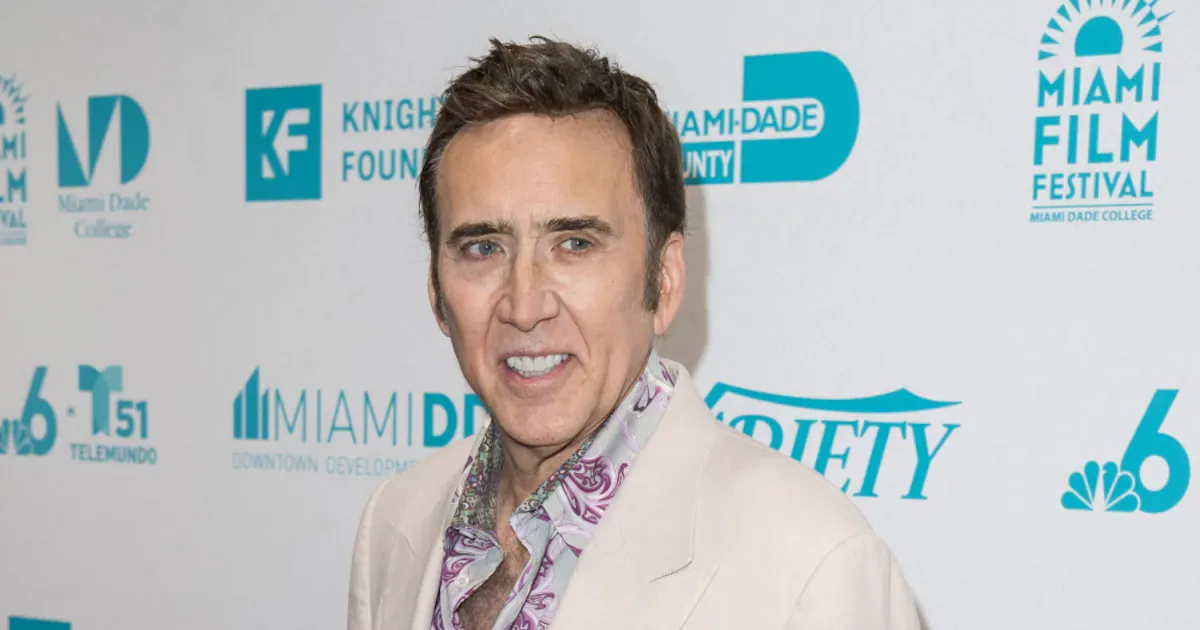 Cratera causada por erosão danifica mansão de Nicolas Cage em Malibu
