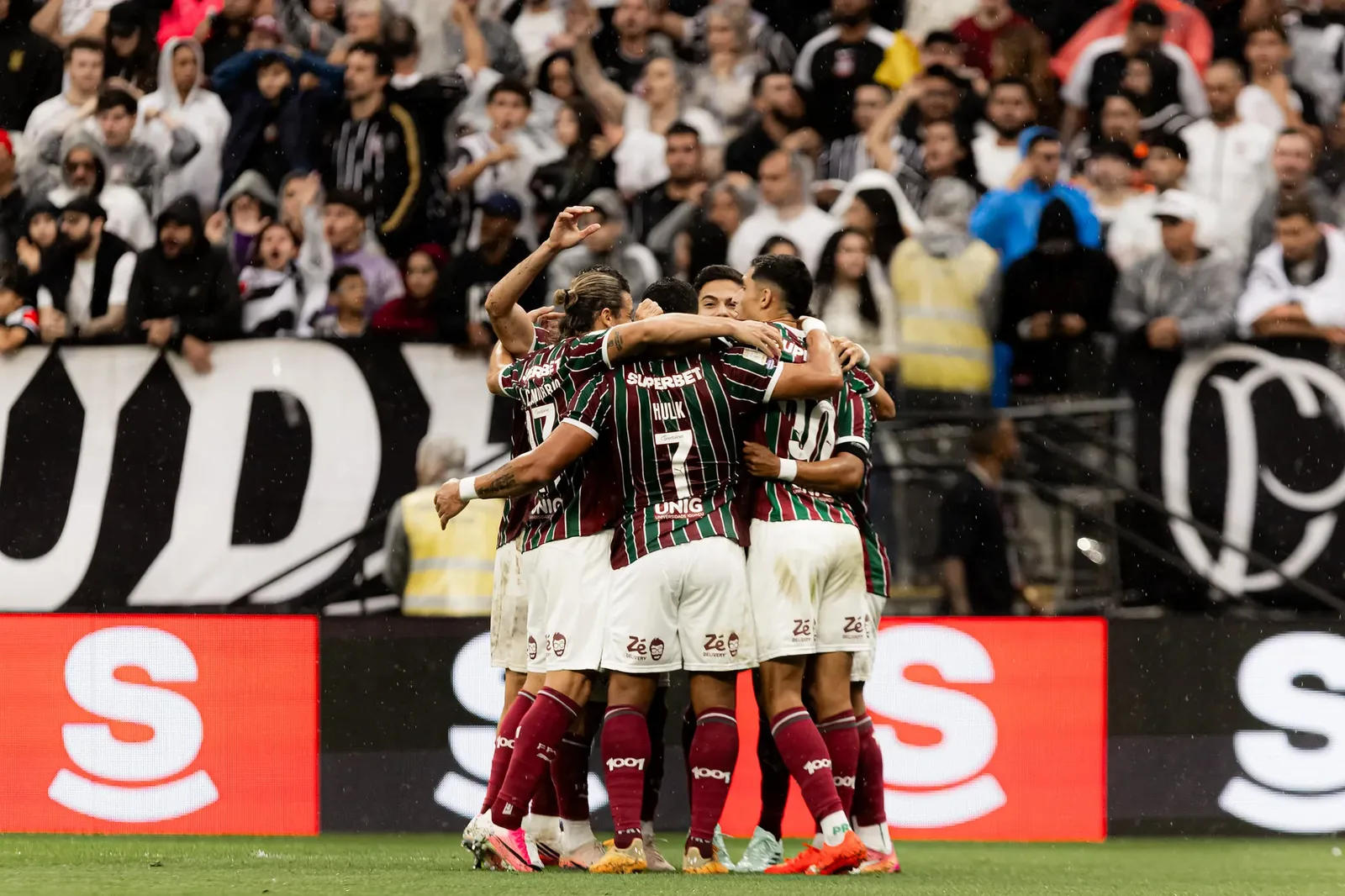 Fluminense terá Coritiba, clássicos e semifinal da Libertadores em outubro