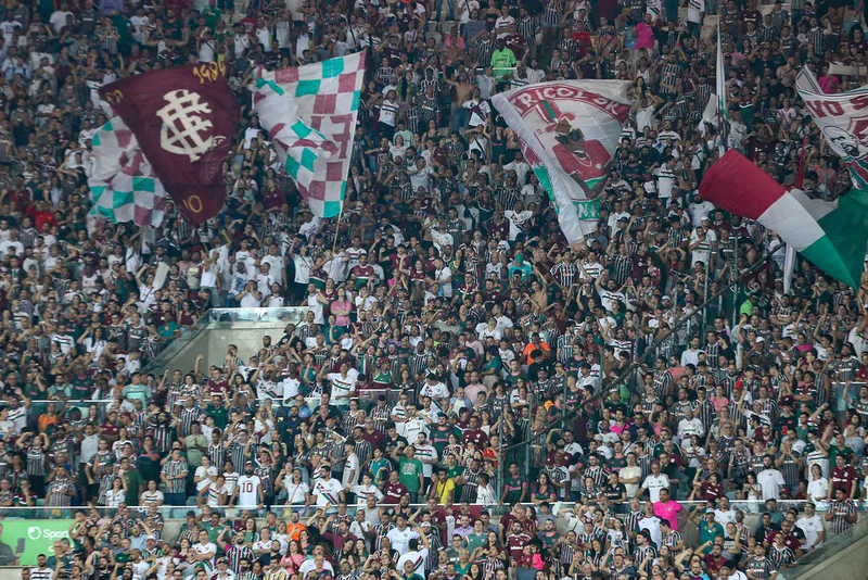 Fluminense e Palmeiras acertam quatro mil ingressos para cada torcida