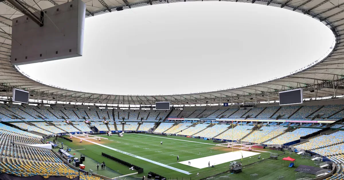 Vasco pede exceção para São Januário e avalia ação pelo Maracanã