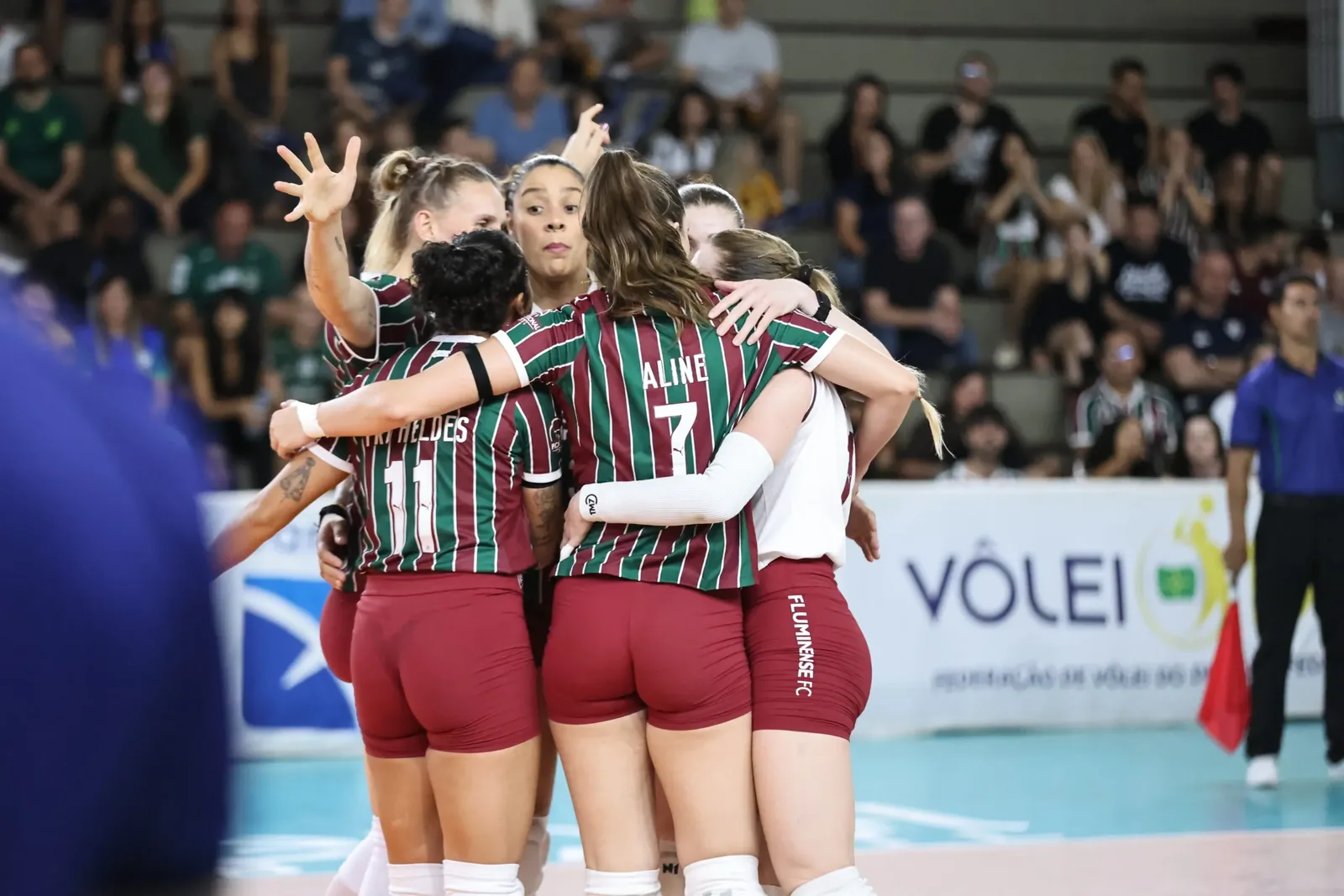 Fluminense derrota Brasília Vôlei e disputa decisão em Brasília