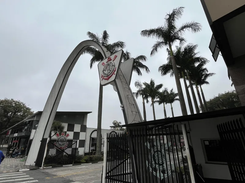 Corinthians abre em outubro prazo para registro de chapas à eleição de 2027