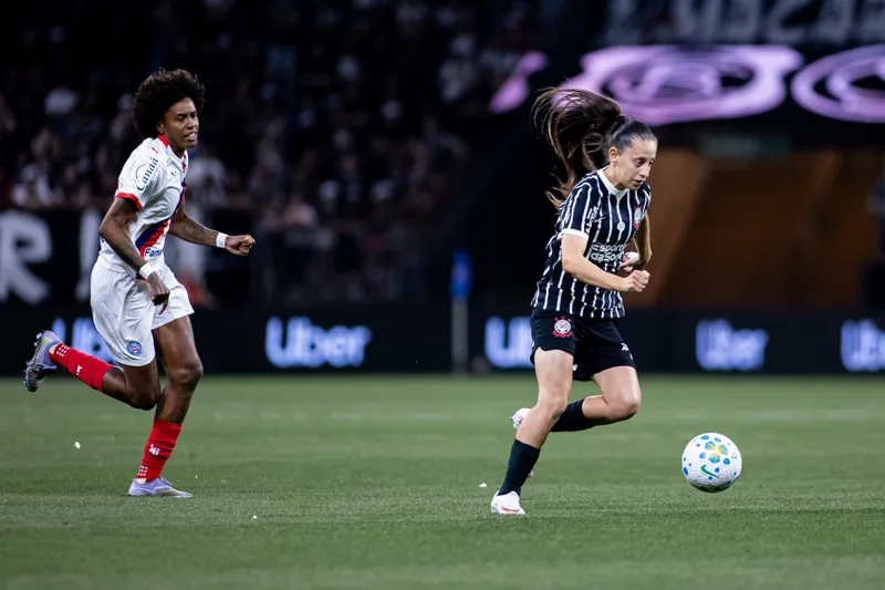Corinthians encara São Paulo com alerta sobre erros nos clássicos