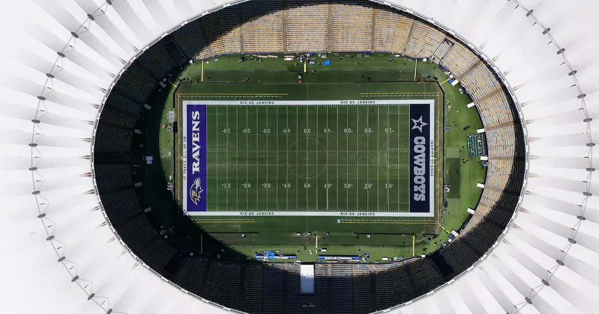 Maracanã finaliza preparação do gramado para duelo entre Cowboys e Ravens