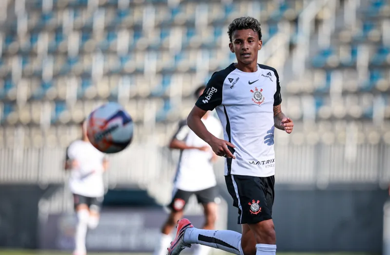 Gui Amorim amplia participação no jogo do Corinthians sub-20