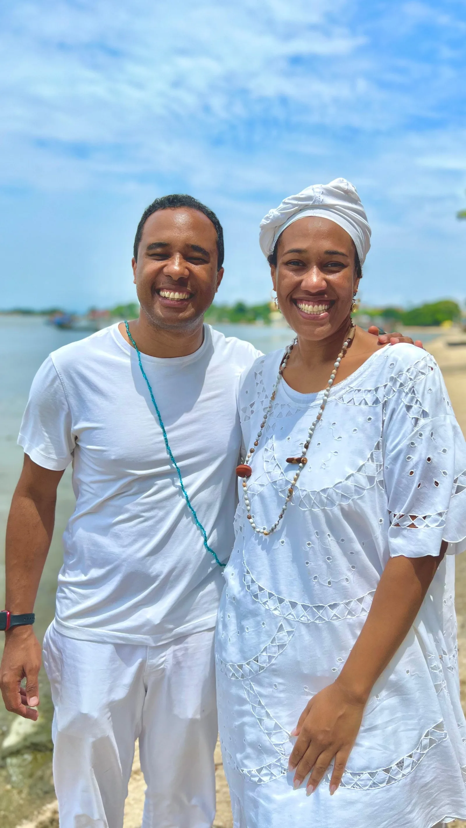 Luana e Ernesto Xavier levam memória de Sepetiba à Feira Literária do Oeste do Rio