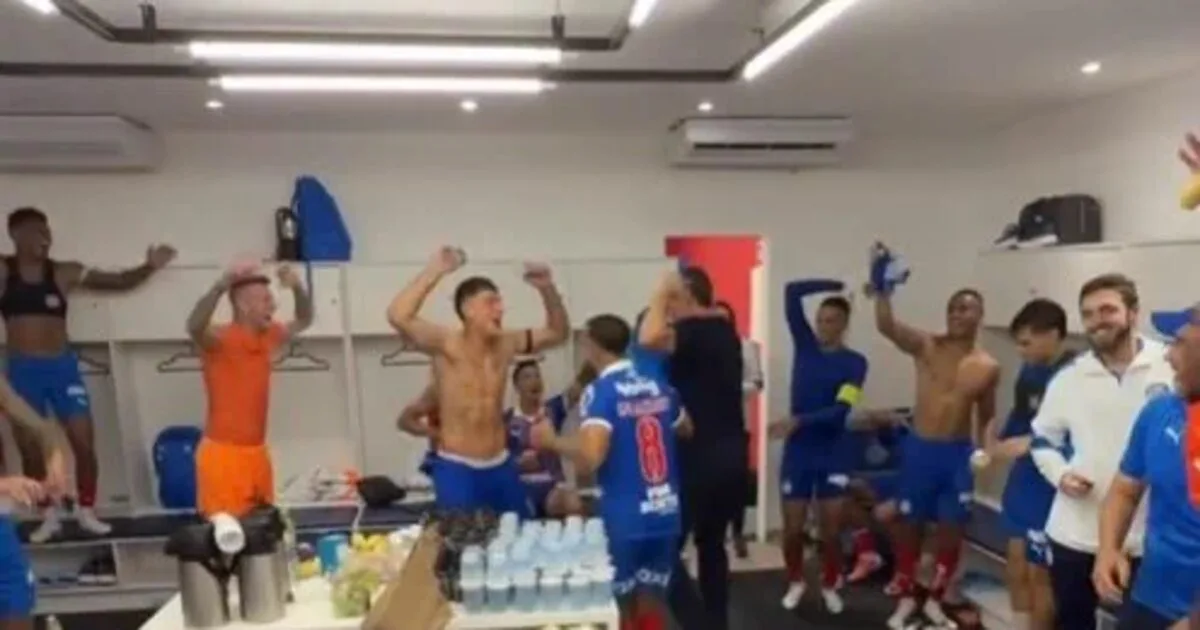 Bahia vence Bragantino, chega a dez jogos invicto e pede folga a Ceni