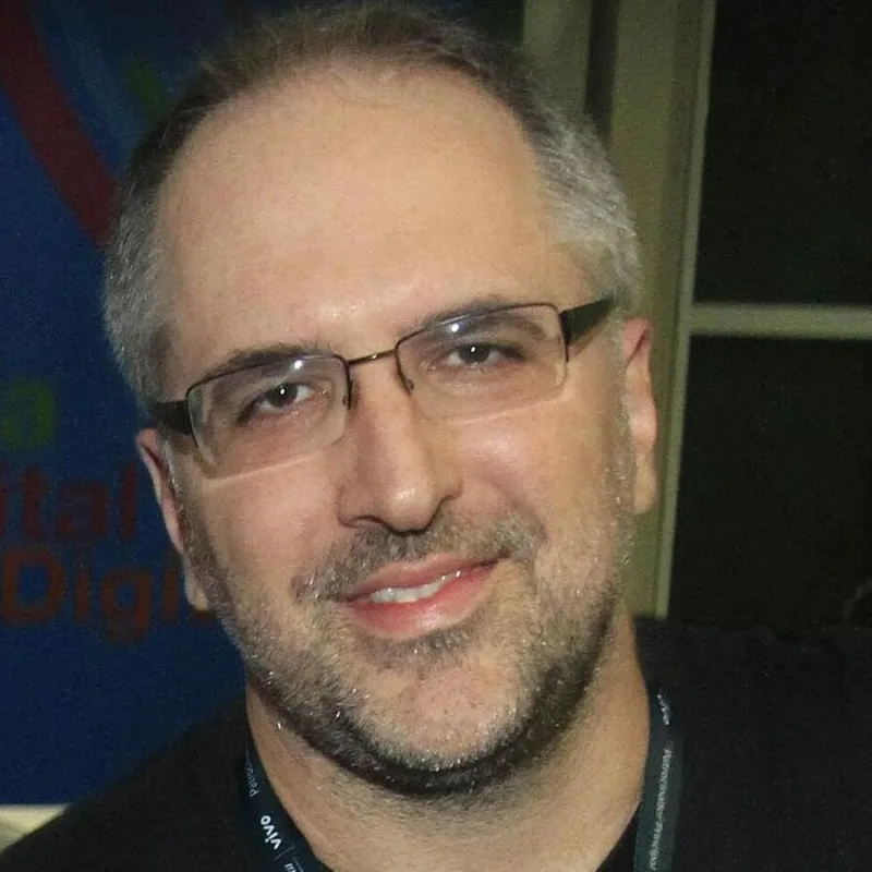 Tabet reposta mensagem sobre 'família miliciana' e Nossa Senhora Aparecida