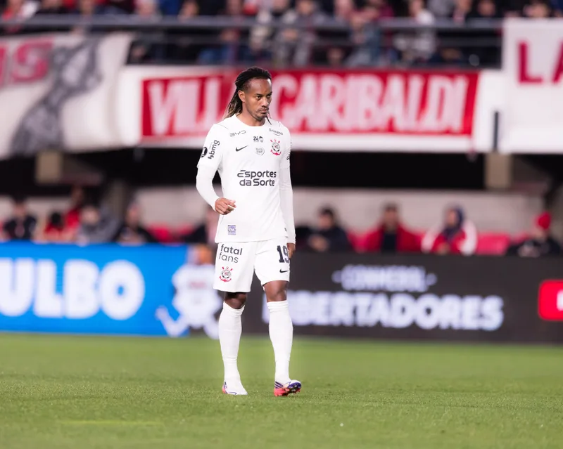Corinthians terá decisão na Arena após empate com o Estudiantes
