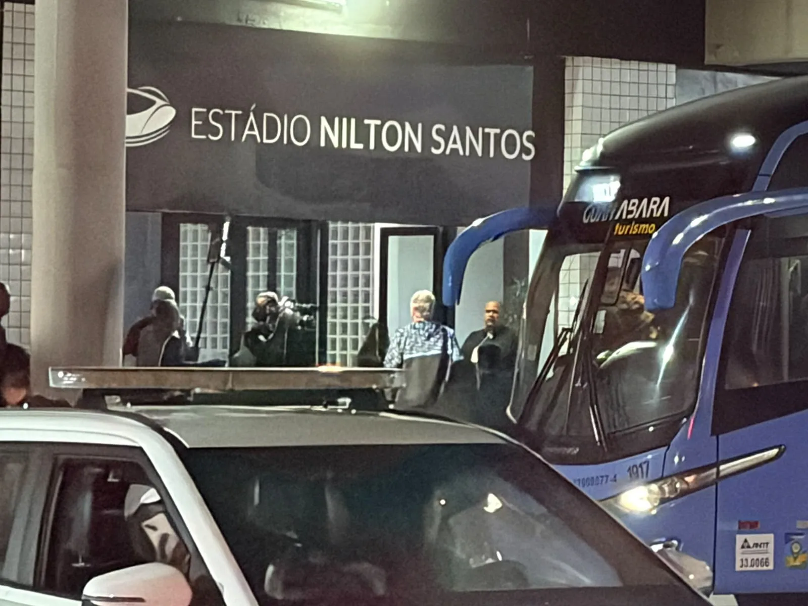Tite e Renato Gaúcho acompanham Botafogo x Grêmio no Nilton Santos