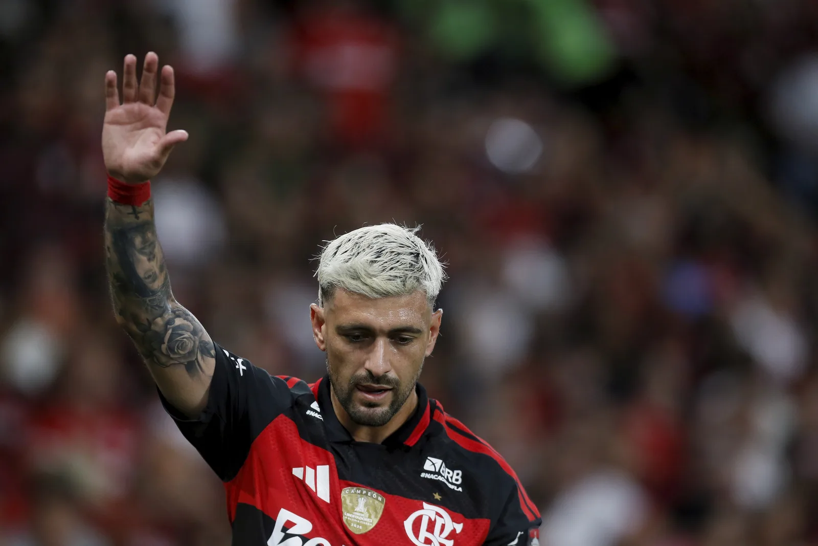 Arrascaeta diz que conversa com Samuel Lino encerrou polêmica no Flamengo