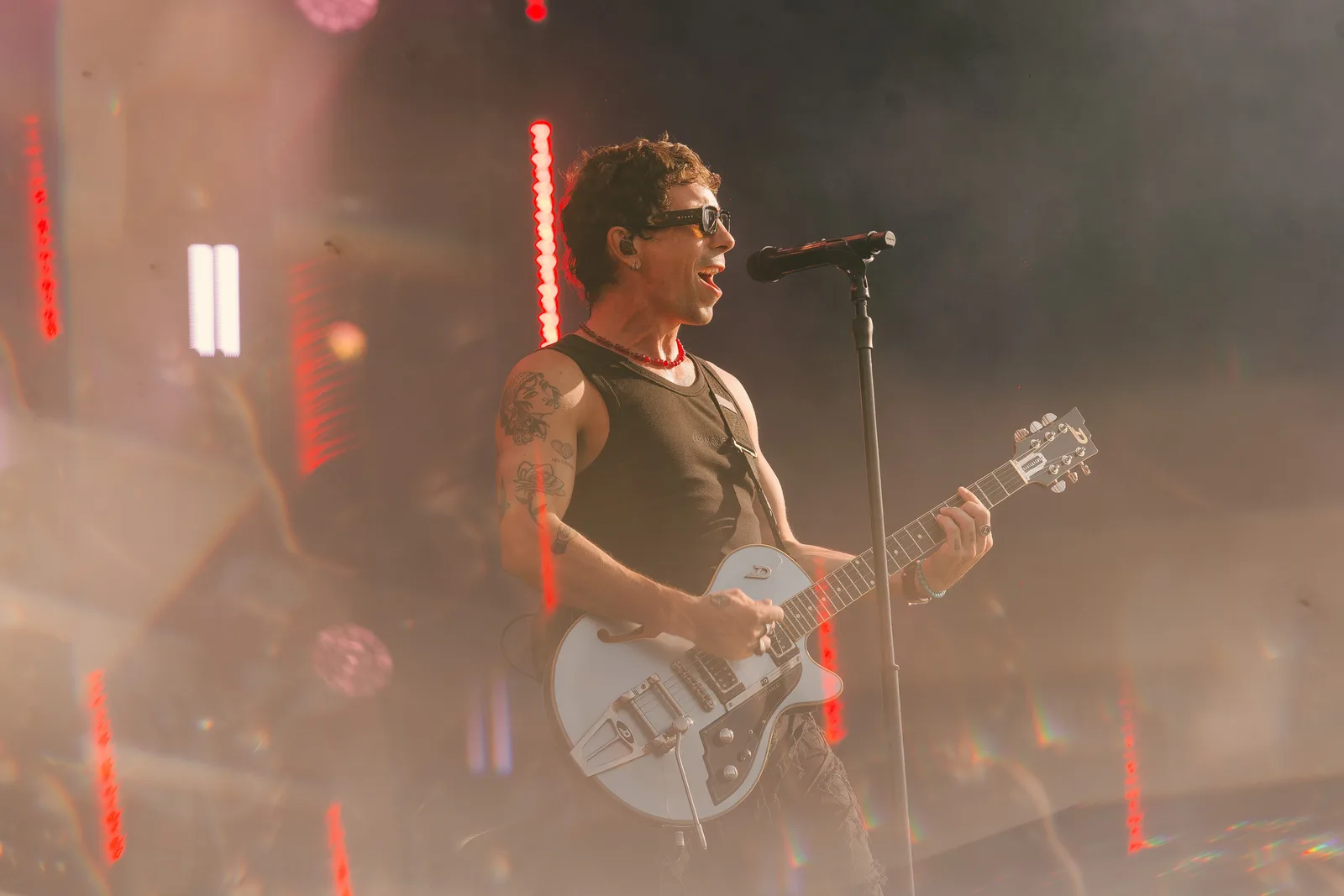 Di Ferrero leva repertório do NX Zero e do álbum S7te ao Rock in Rio