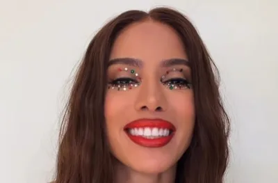 Anitta assume posto de rainha de bateria da Grande Rio em 2027