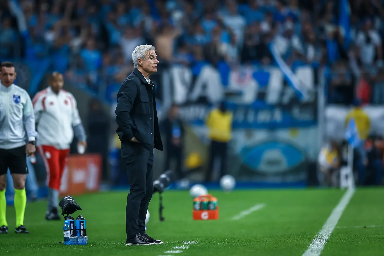 Felipão comandará o Grêmio contra o Botafogo após saída de Luís Castro