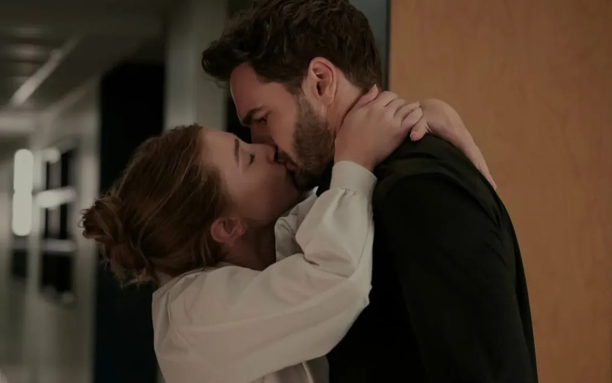 A Hipótese do Amor chega ao Prime Video com fórmula popular entre fãs de romances