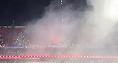 Intervenção policial após sinalizadores marca reta final de São Paulo x Atlético-MG