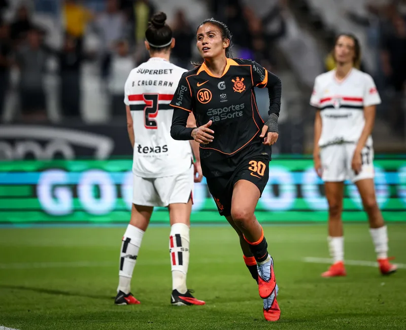 Corinthians precisa de dois gols para conquistar o Brasileirão Feminino no Morumbis
