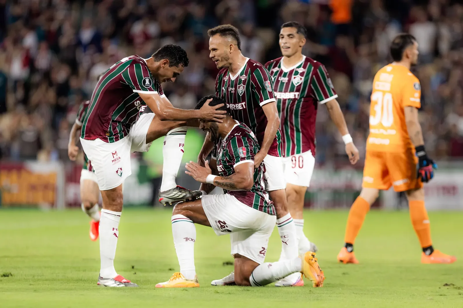 Marcão destaca controle do Fluminense e parceria entre Ganso e Hulk