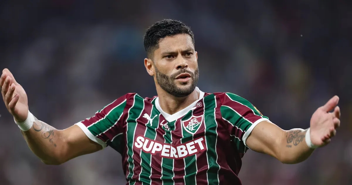Fluminense cobra arbitragem após vitória sobre o Vasco no Maracanã