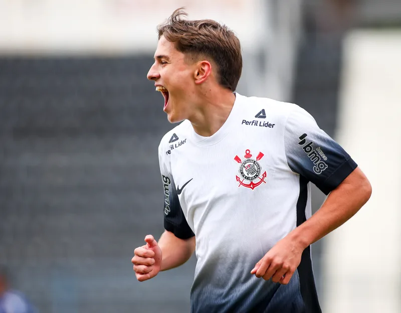 João Guilherme Drude encerra ciclo no Corinthians após seis anos no clube