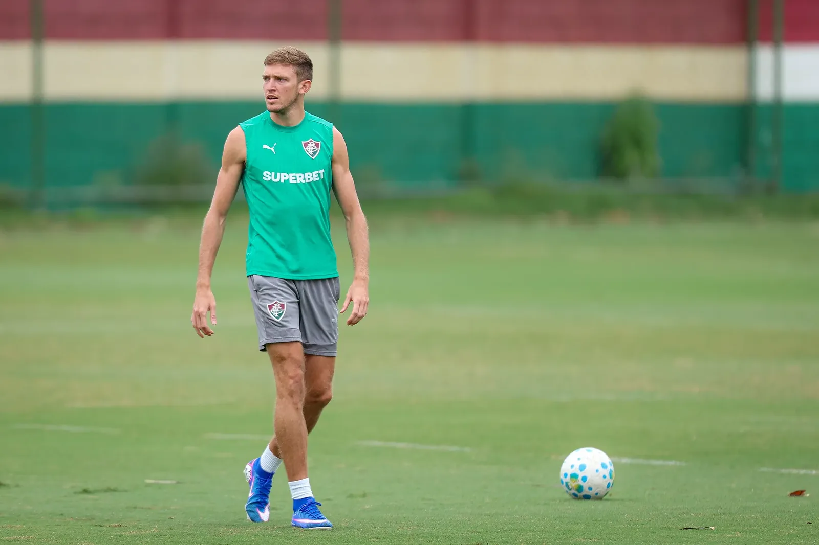 Castillo marca em treino, e Fluminense ajusta time para maratona de jogos