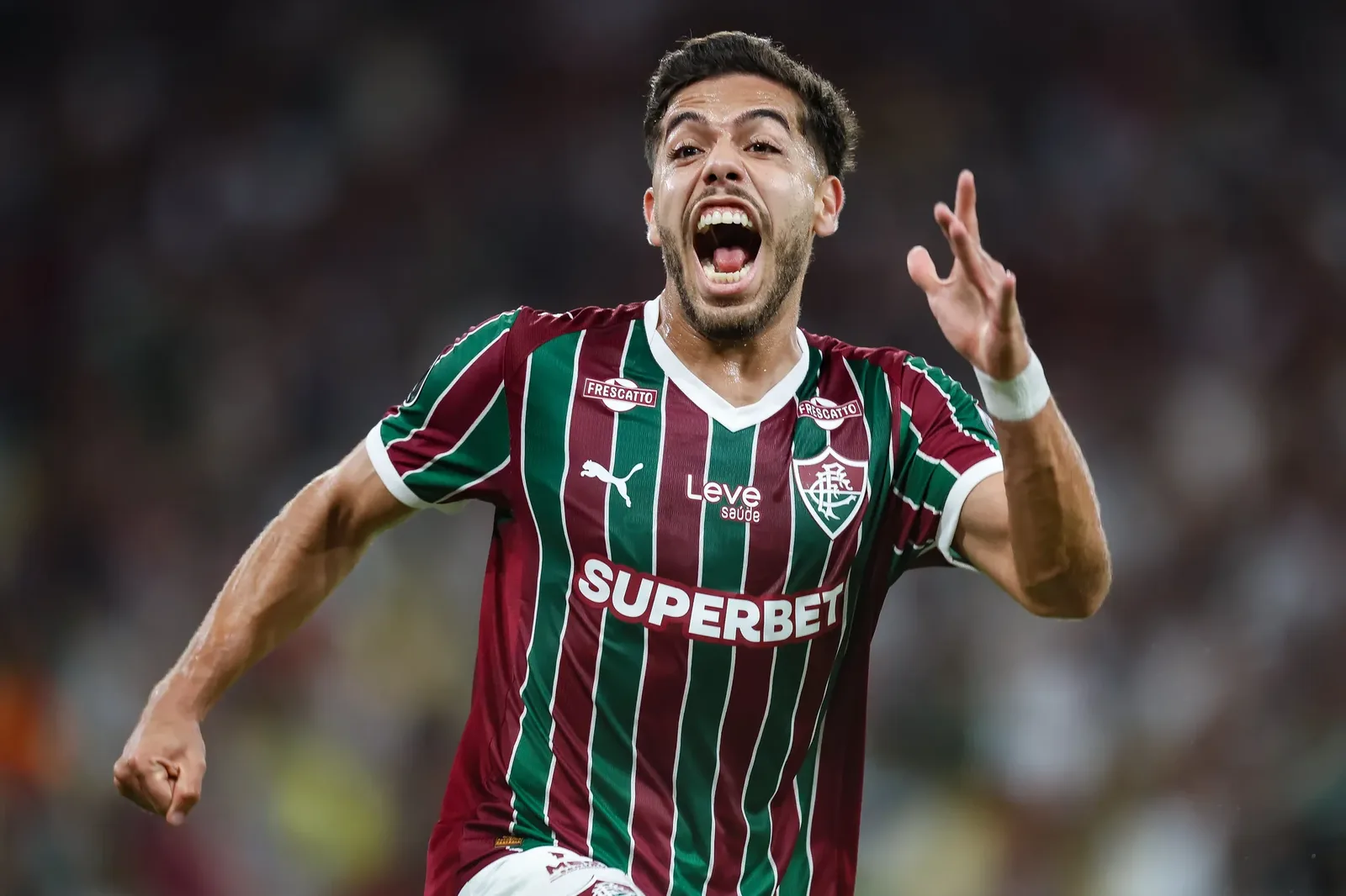 Banco do Fluminense comemora gol de Nonato contra o Platense