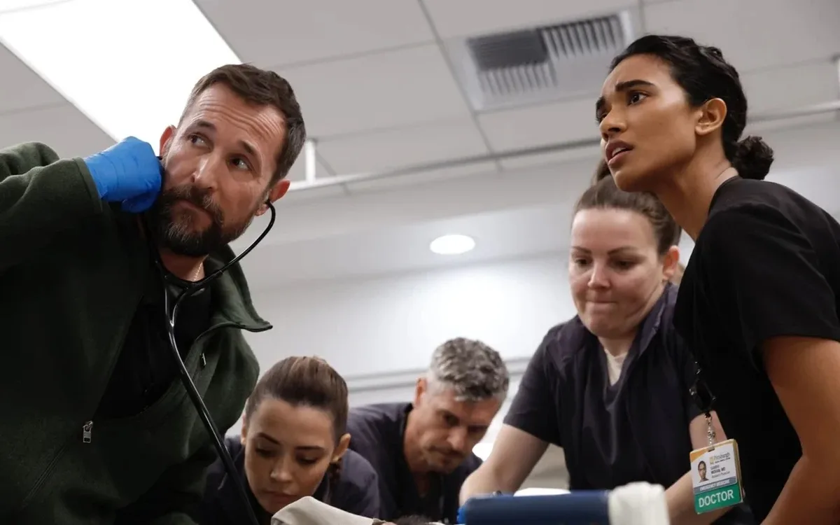 The Pitt e O Urso lideram buscas antes do Emmy 2026 no Brasil