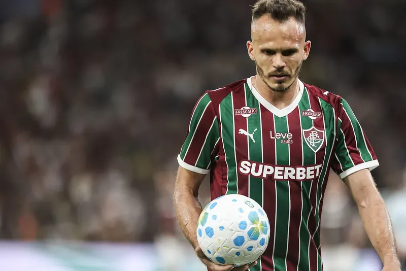 Renê minimiza favoritismo de Flamengo e Palmeiras antes da semifinal