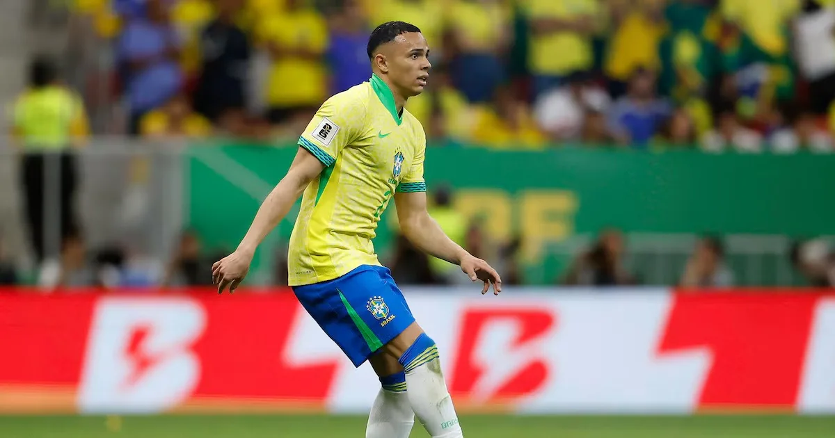 Vanderson é chamado por Ancelotti para amistosos da seleção brasileira