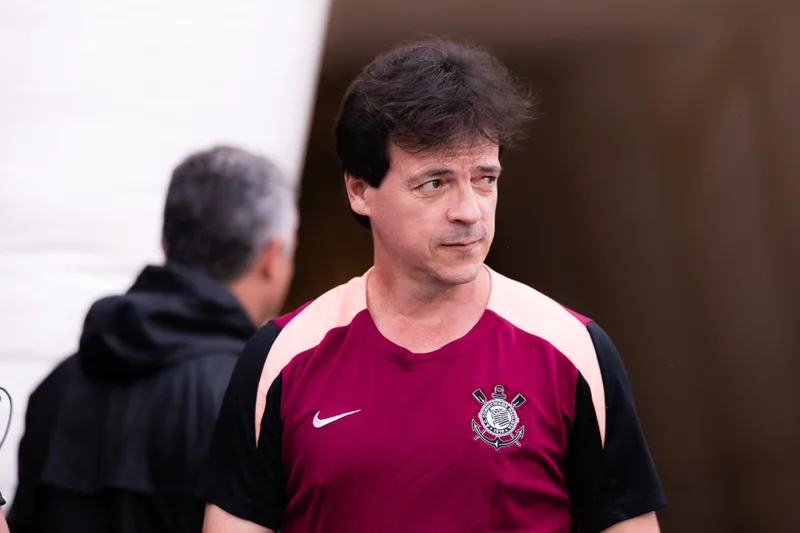 Corinthians tenta encerrar jejum diante do Fluminense e evitar marca histórica