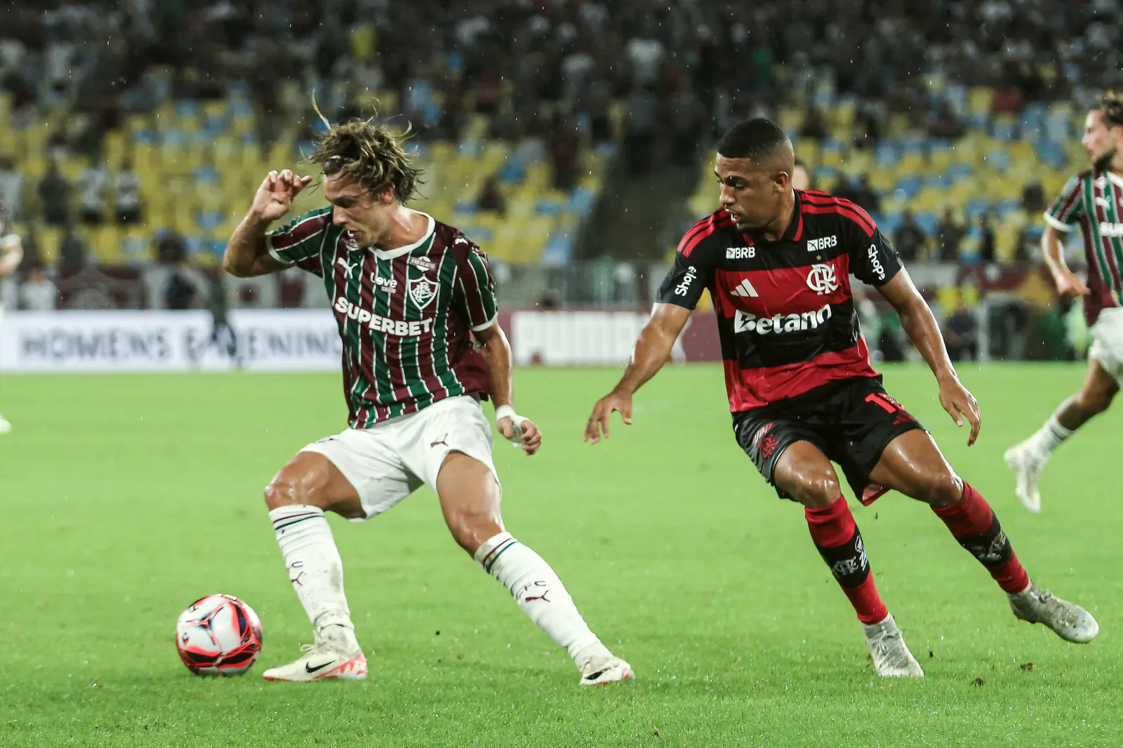 Júnior destaca título e comenta possível final entre Flamengo e Fluminense