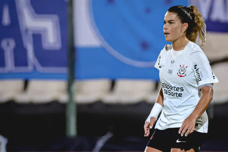 Tamires aposta em pressão do Corinthians para buscar título brasileiro