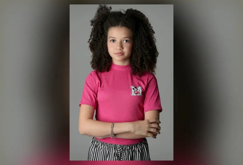 Arlyane Carvalho, de 13 anos, ganha destaque como Dafne em ‘Quem ama cuida’