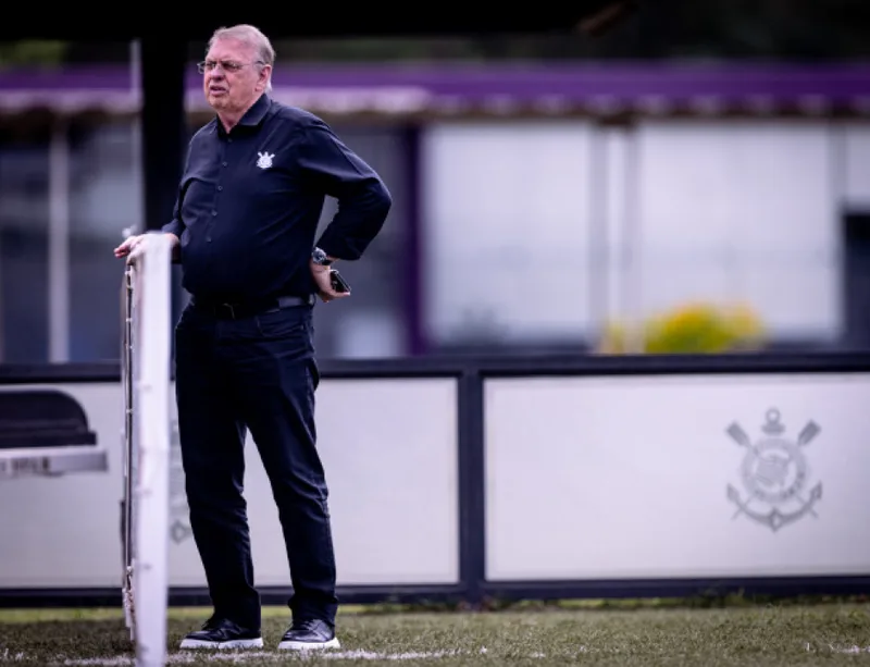 Fiel cobra presidente do Corinthians após avanço das Brabas no Brasileiro