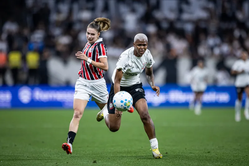 Brabas precisam reverter vantagem do São Paulo em semana decisiva do Corinthians