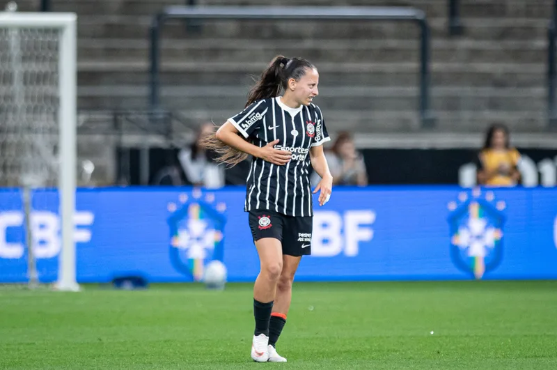 Belén Aquino aponta apoio da Fiel como decisivo na classificação do Corinthians